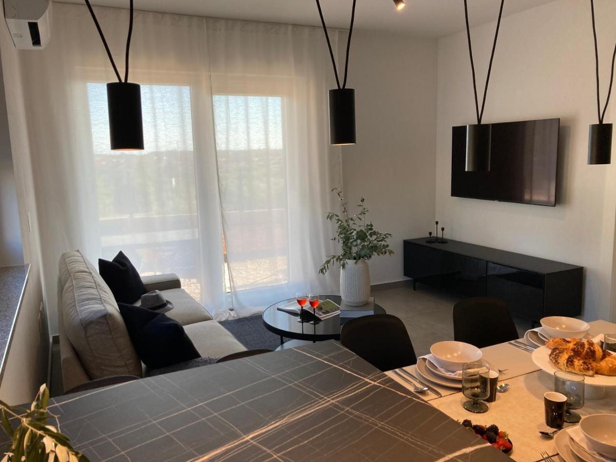 Urban Apartman Póla Kültér fotó